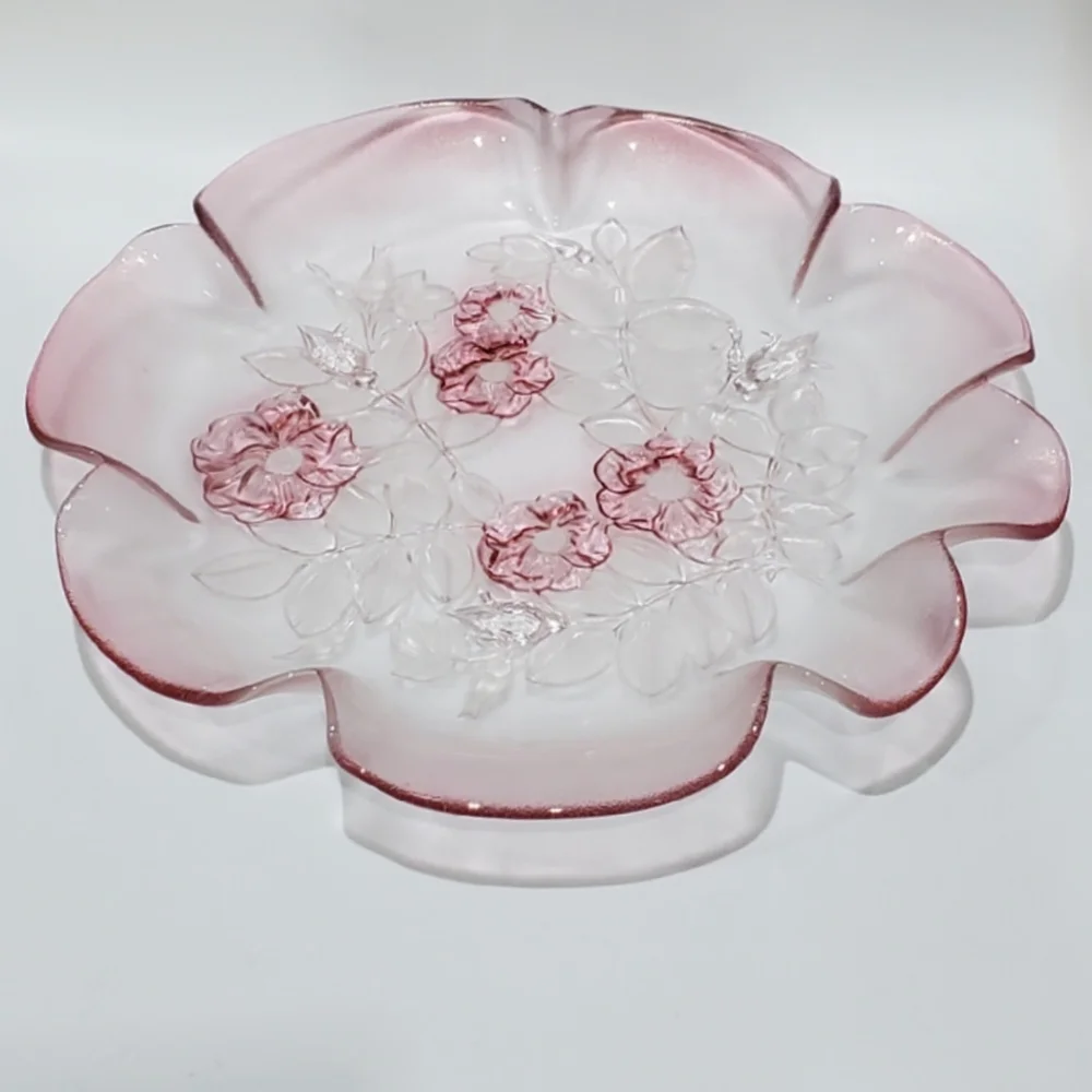 13" 🇩🇪 Crystal Pink Roses 3 Toed Ruffled Edge Satin Serving Platter by Mikasa - Picture 5 of 13